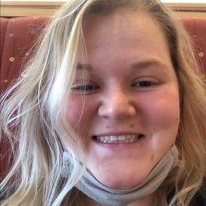 Meet your Posher, Ali